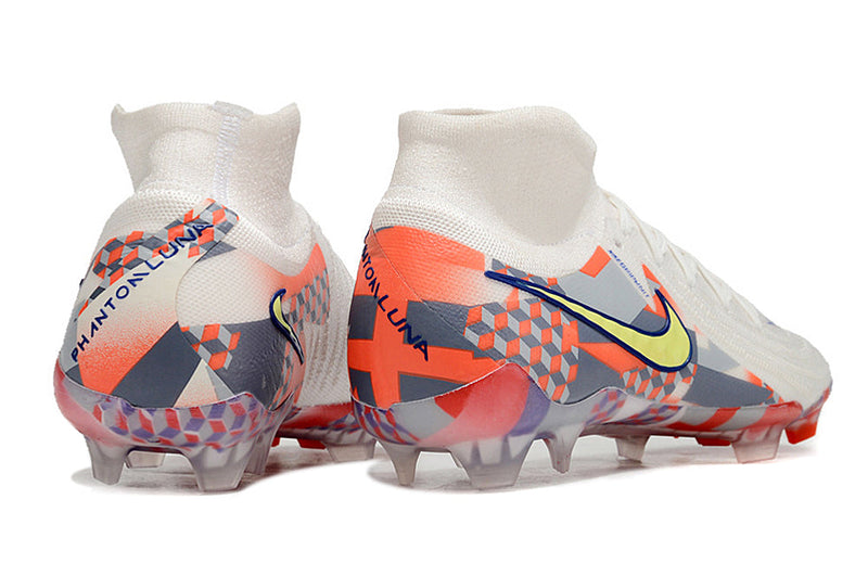 Phantom Luna 2 Elite FG Field Football Boots